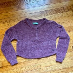 Hollister semi cropped sweater